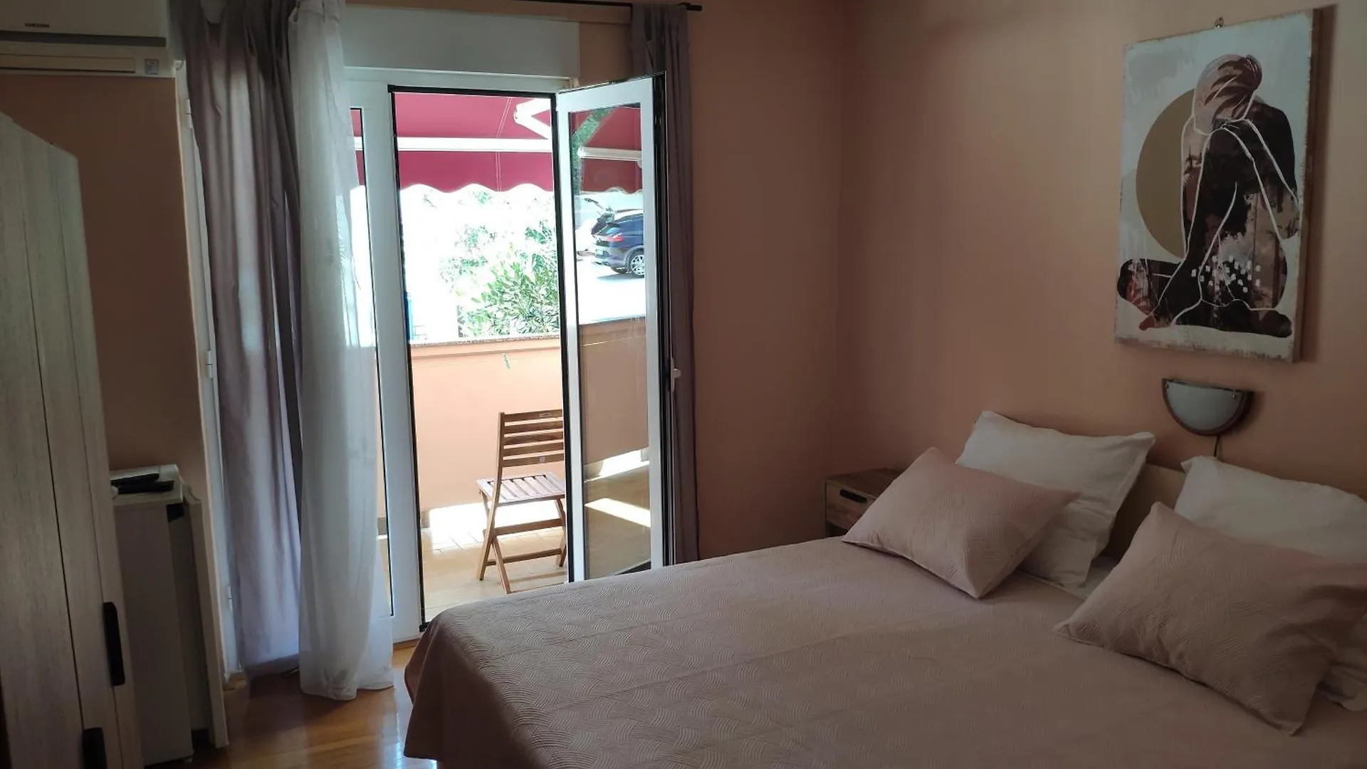 Apartment & Rooms Nora Rab Town 0*,  Croatia